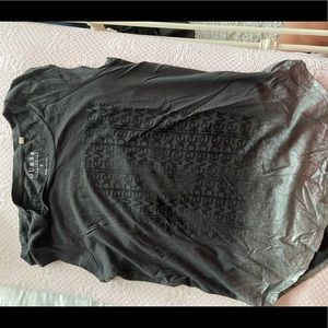 Guess tee shirt
